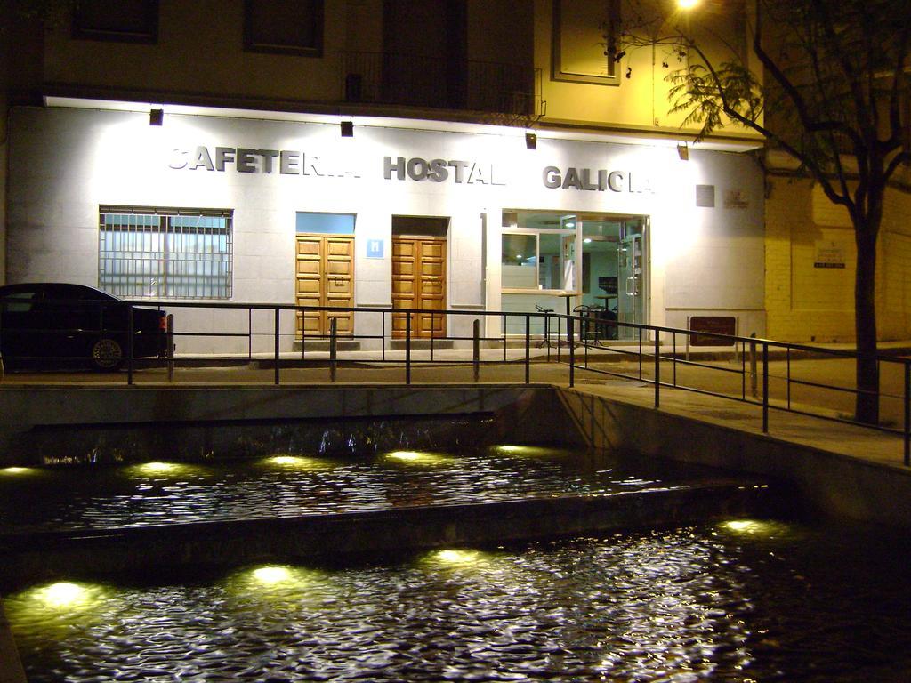 Hostal Galicia Don Benito Bagian luar foto