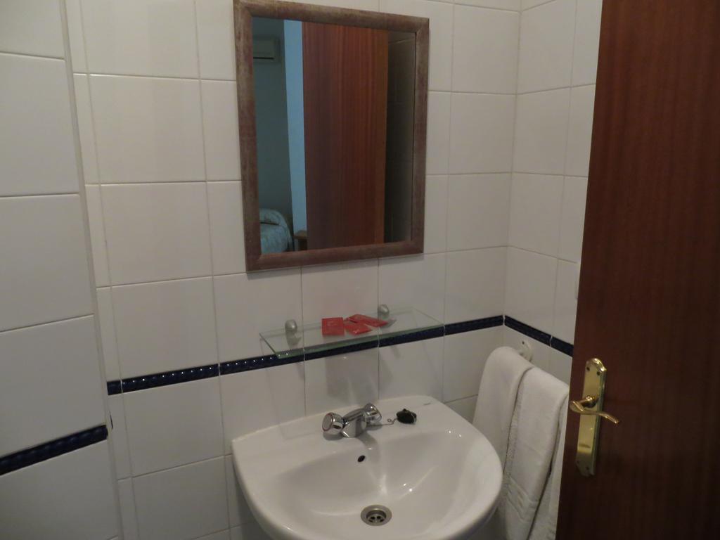 Hostal Galicia Don Benito Bagian luar foto