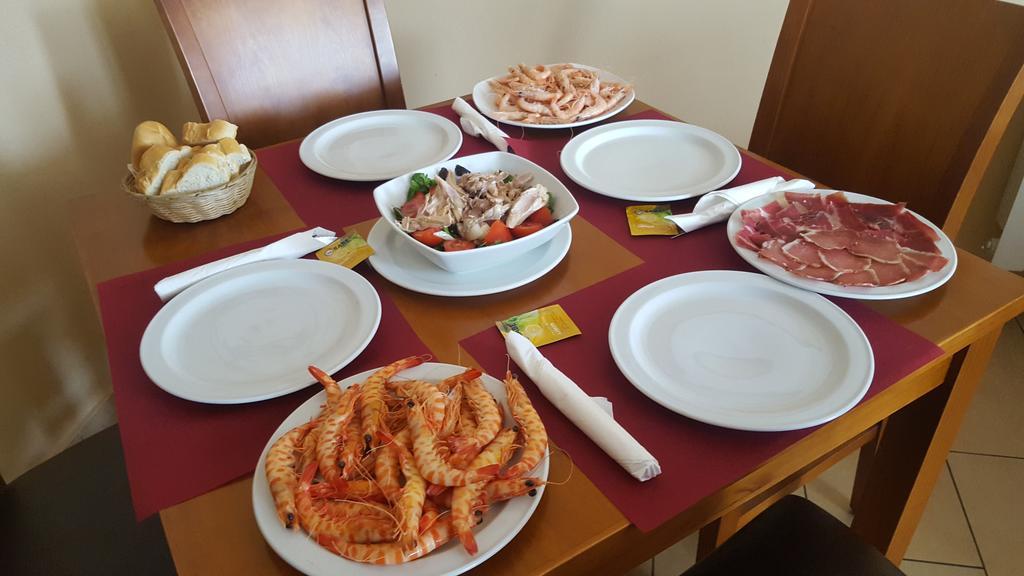 Hostal Galicia Don Benito Bagian luar foto