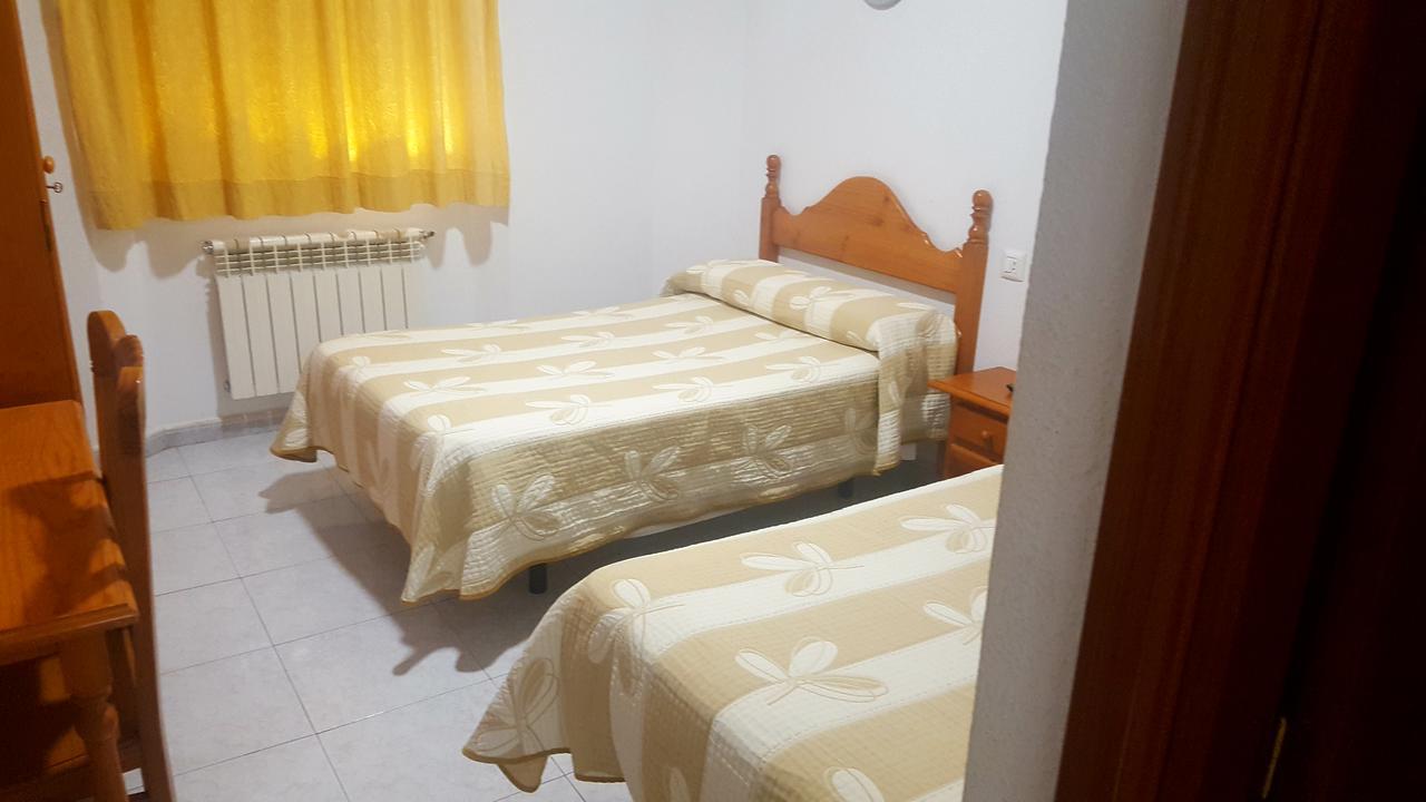 Hostal Galicia Don Benito Bagian luar foto